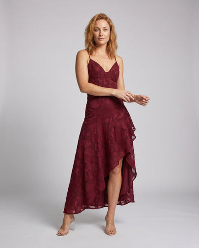 Damen elegantes Maxikleid mit asymmetrischem Saum und raffinierten Spitzendetails R&B