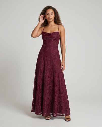 Damen Elegantes Maxikleid mit hochgeschlossenem Bustier und floralem Muster R&B