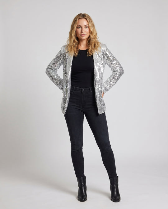 Product 15609345376586 - full_body_front