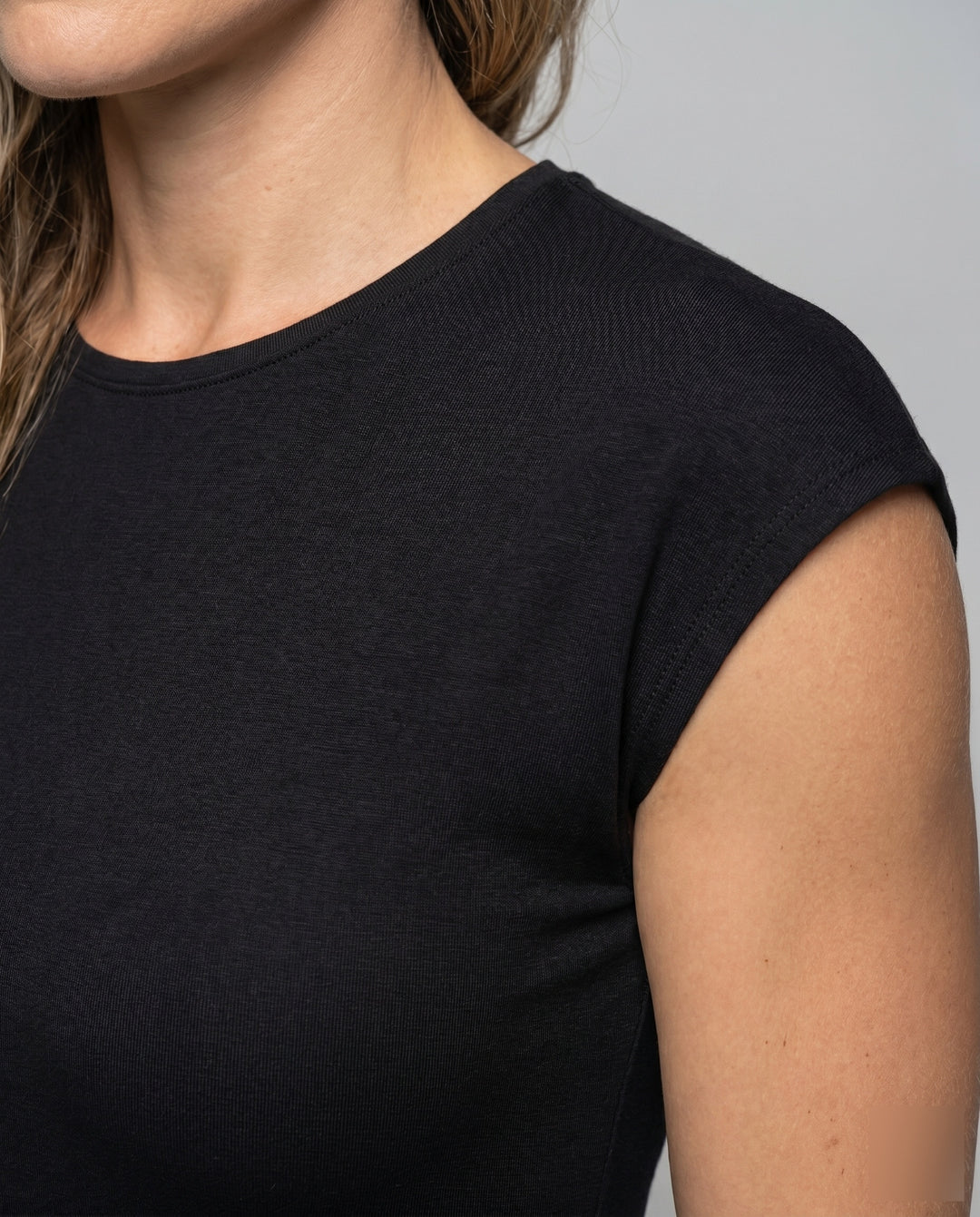 Product 15609354715466 - close_up_detail