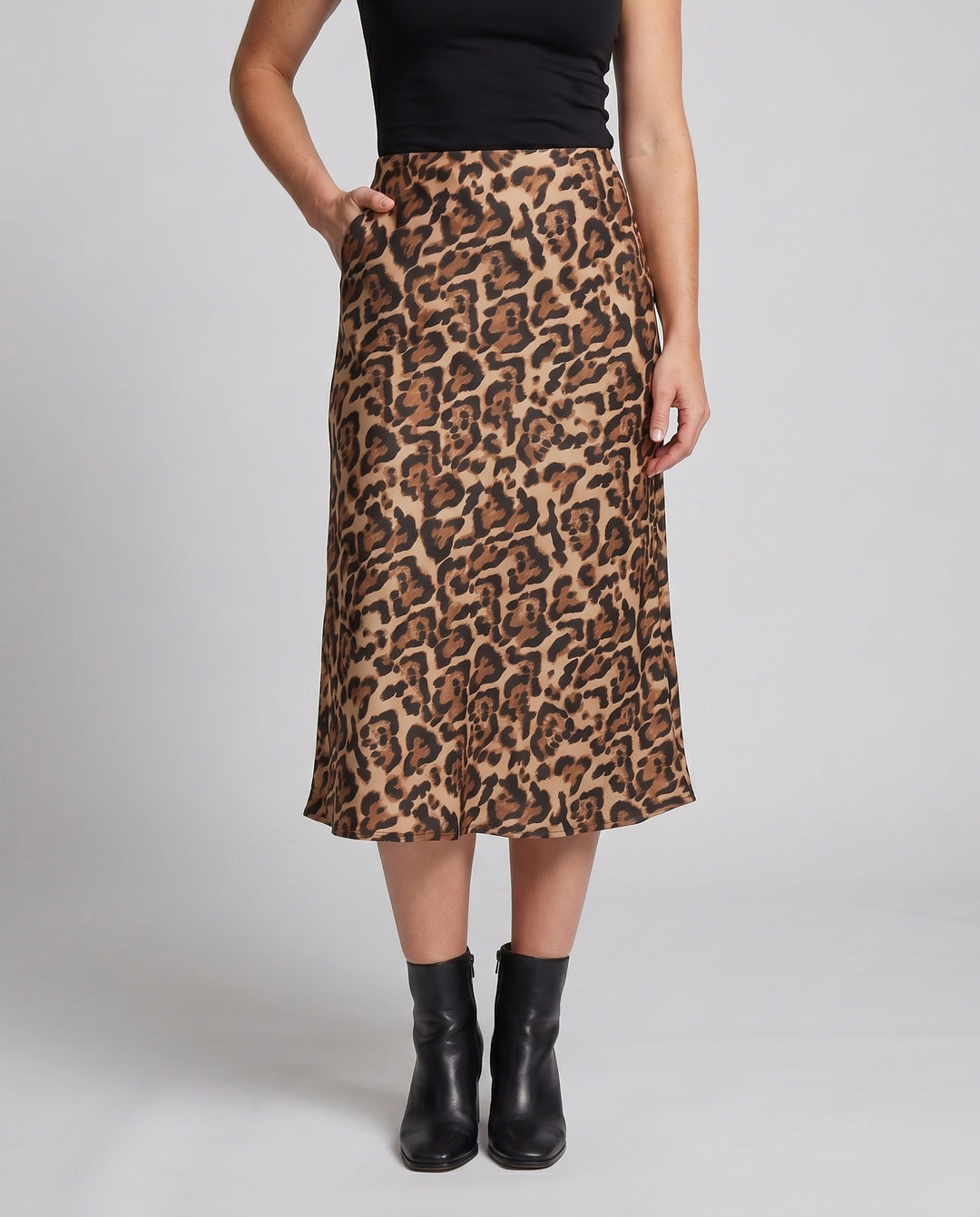Product 15609356812618 - lower_body