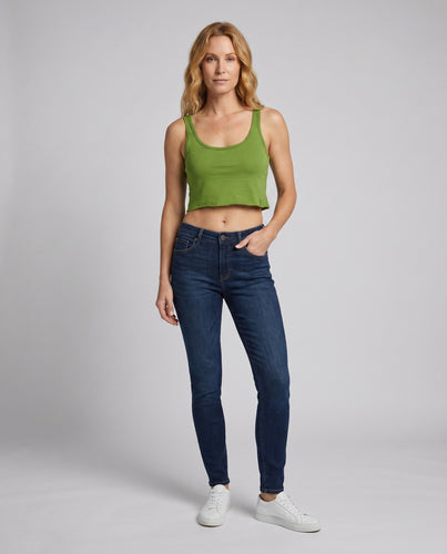 Damen cropped Sporttop mit breiten Trägern und hohem Komfort