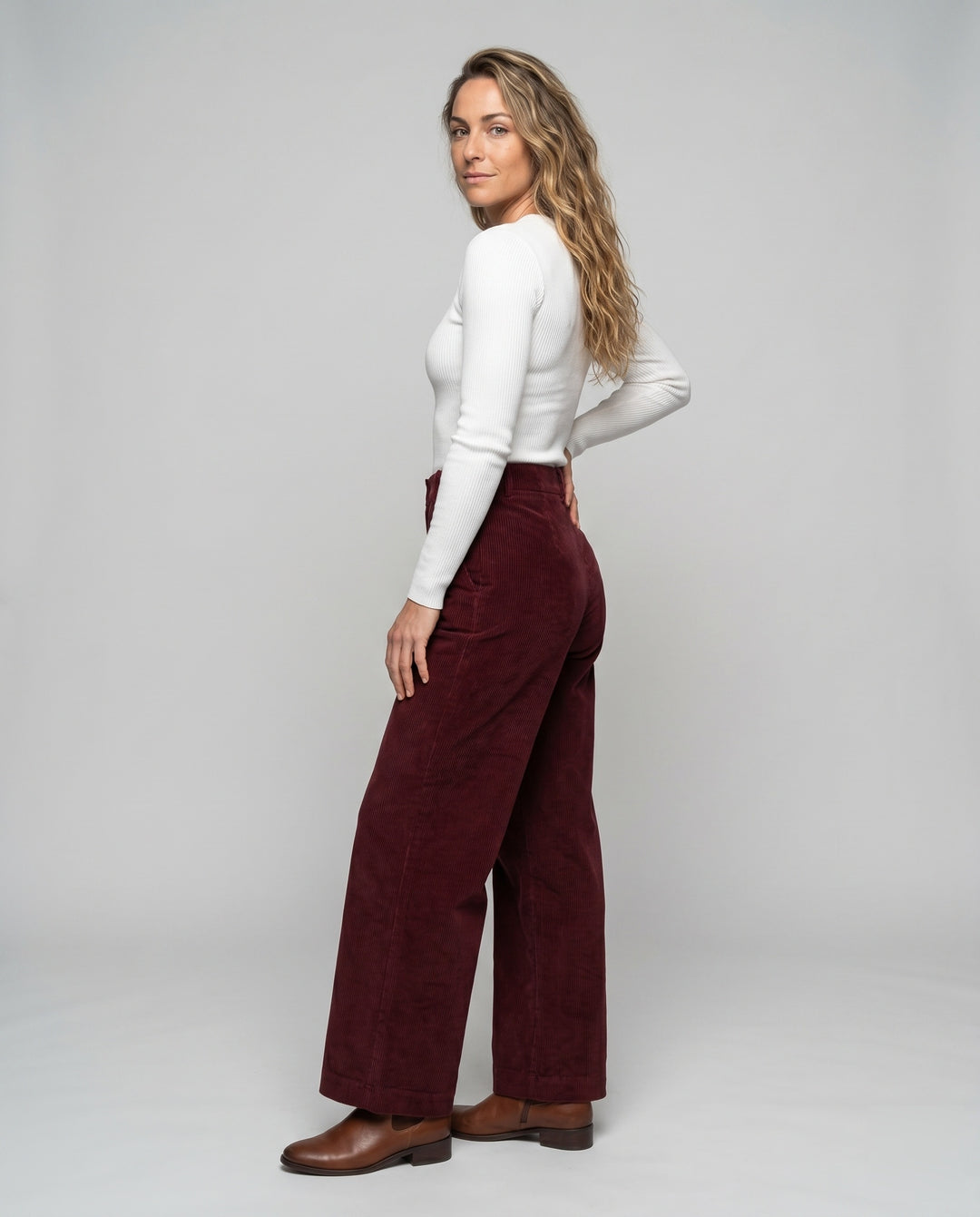 Product 15611845804362 - full_body_front