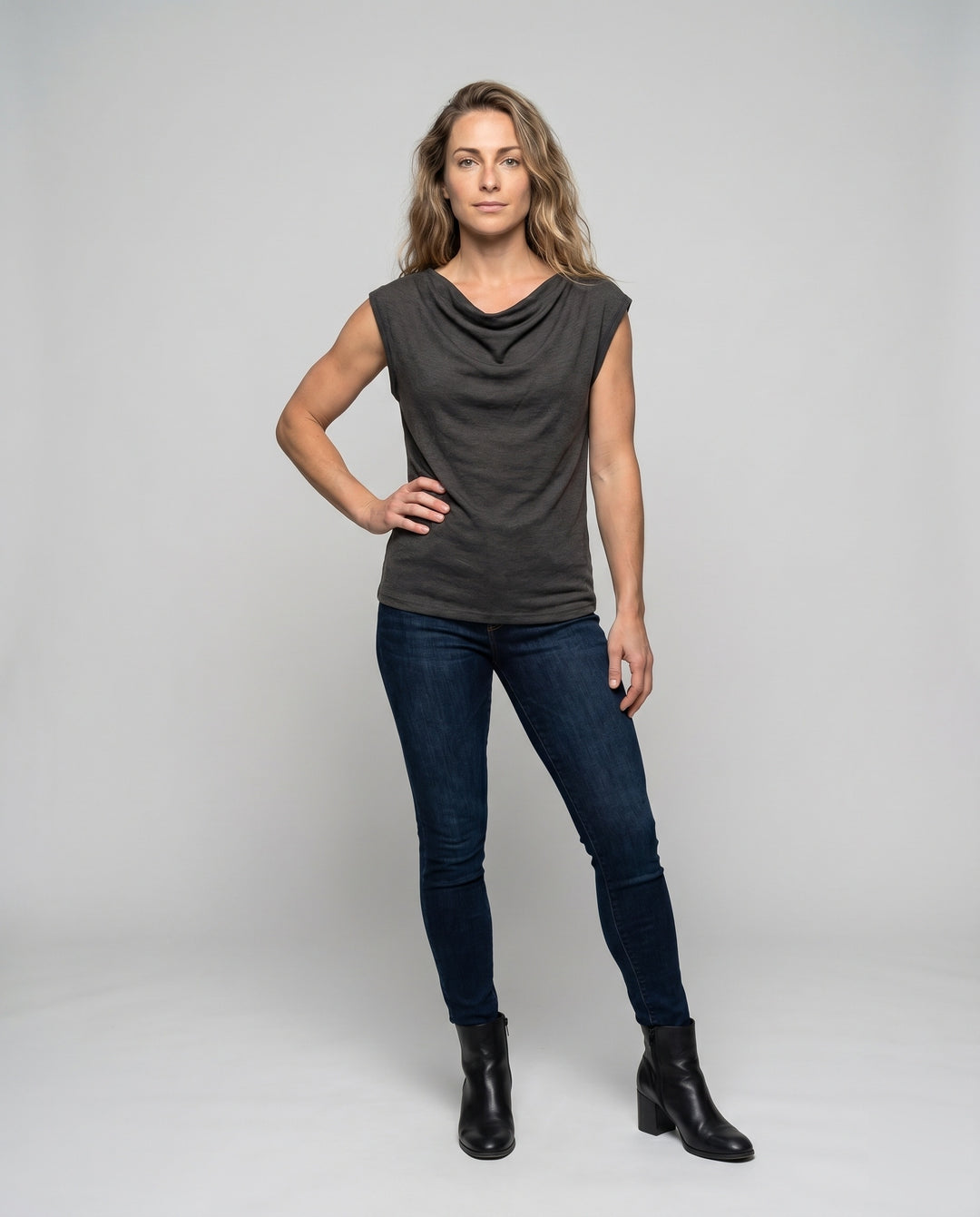 Product 15611846590794 - full_body_front