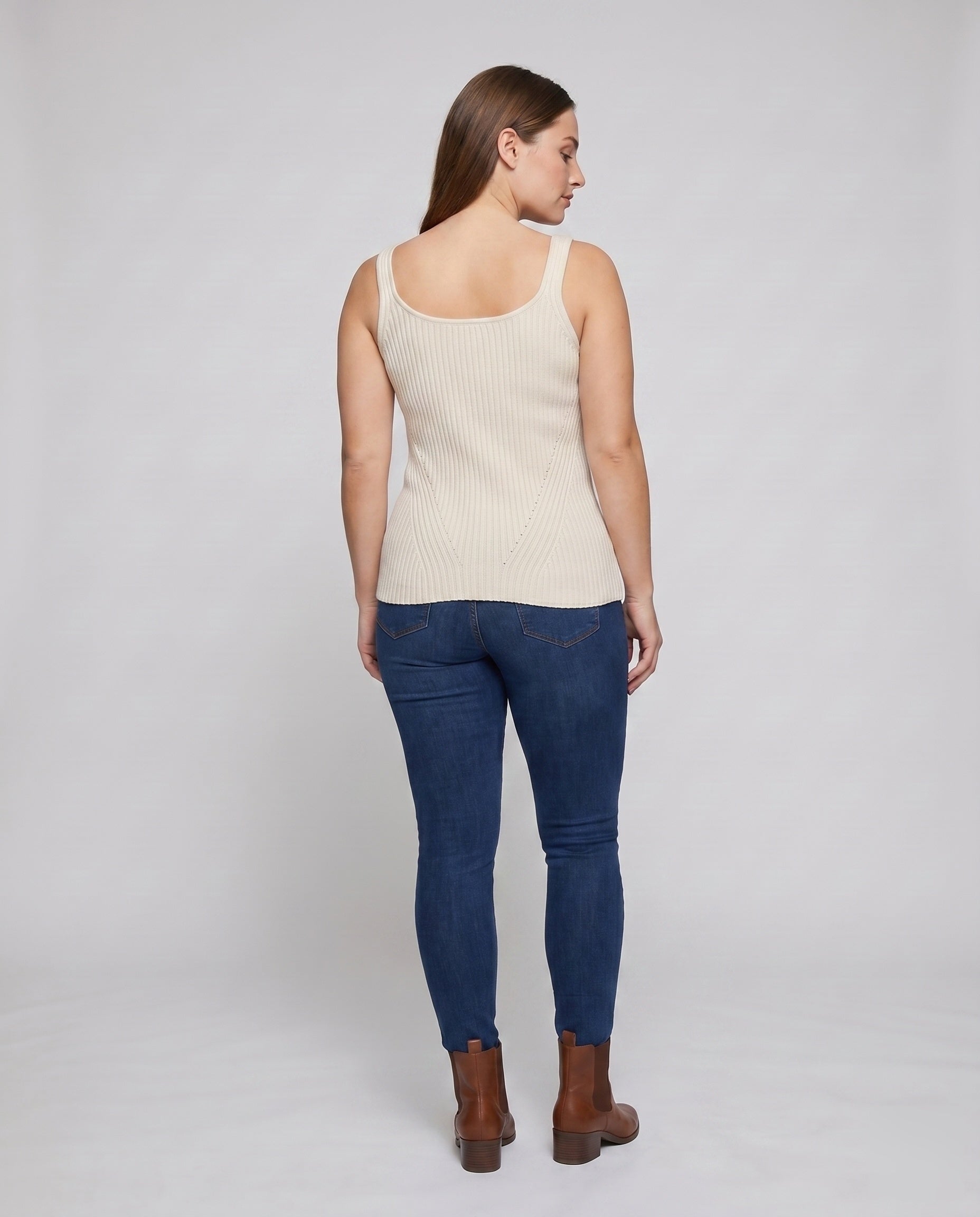 Product 15611850260810 - back_view