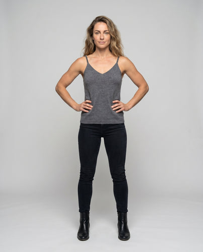Damen Feinstrick Tanktop mit V-Ausschnitt und schmalen Trägern