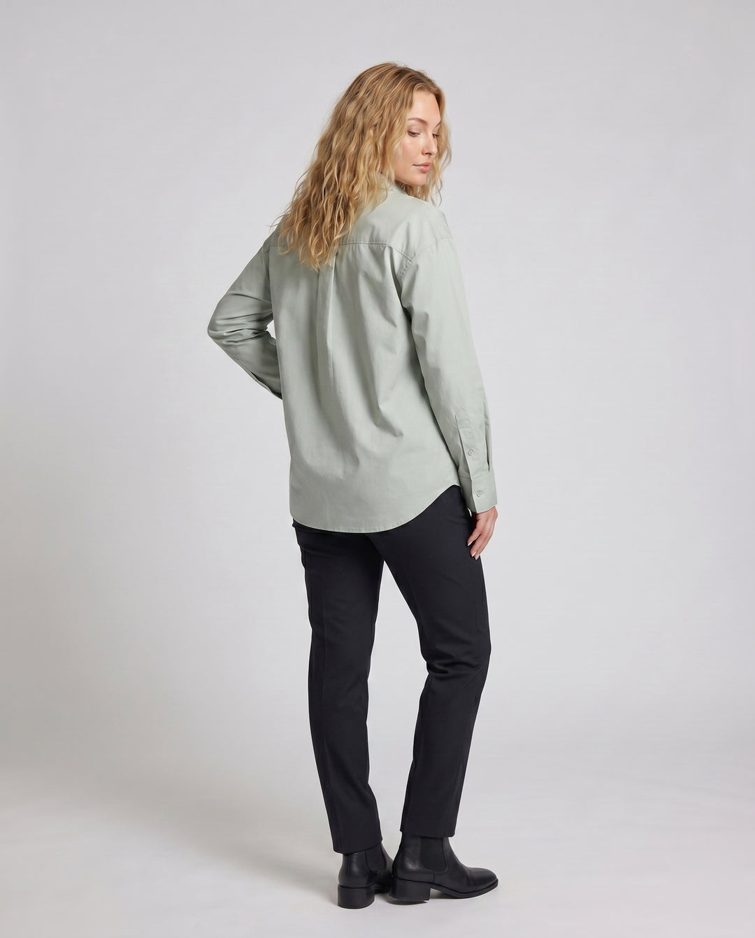 Product 15611853603146 - back_view