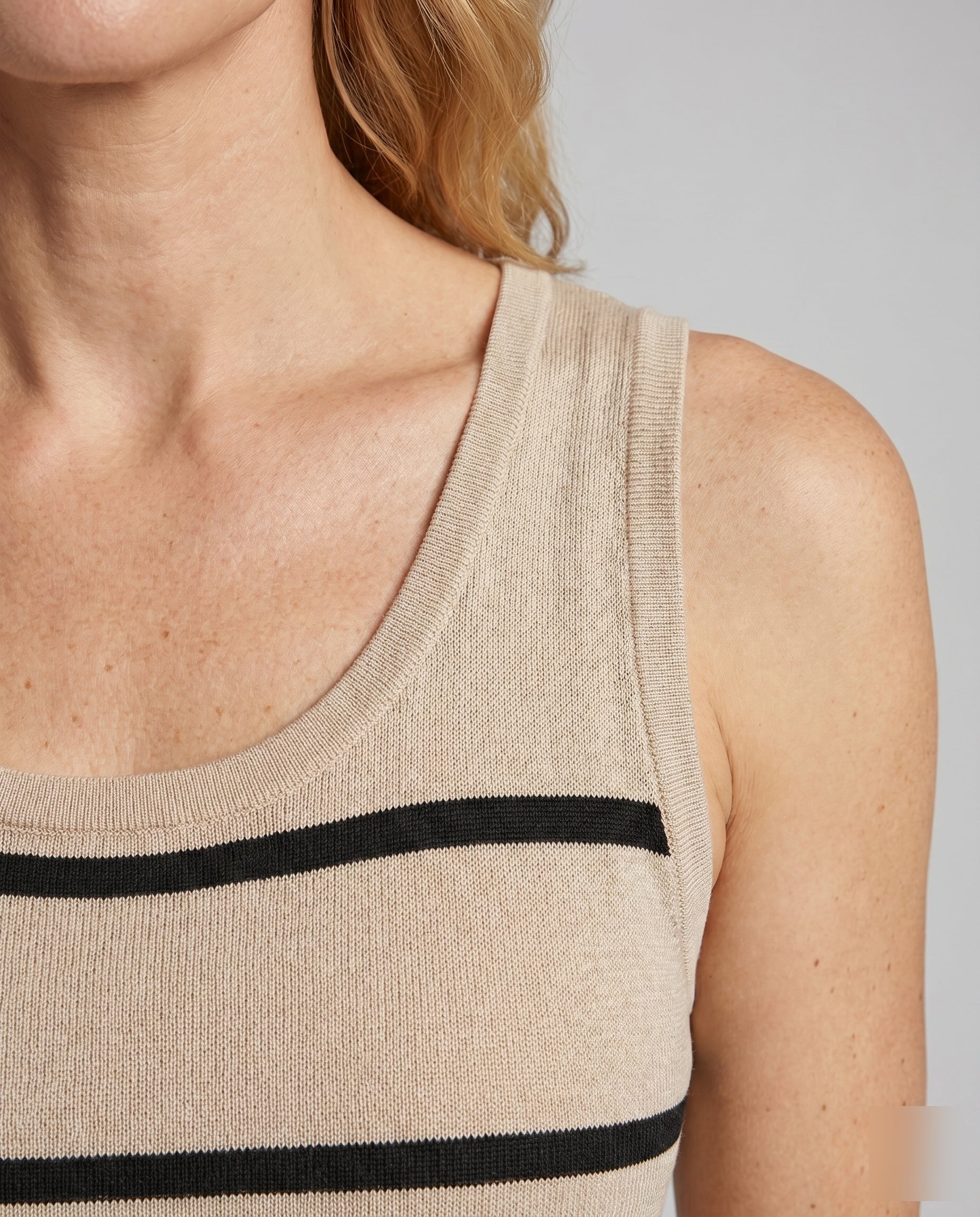 Product 15611869430090 - close_up_detail