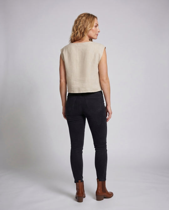 Product 15611871428938 - back_view