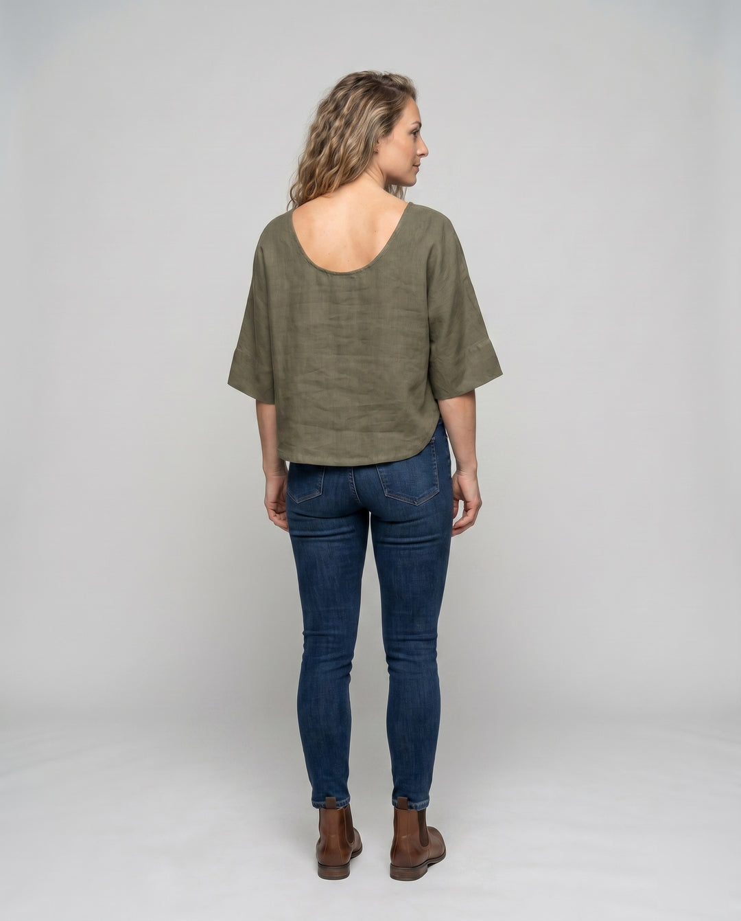 Product 15611873296714 - back_view
