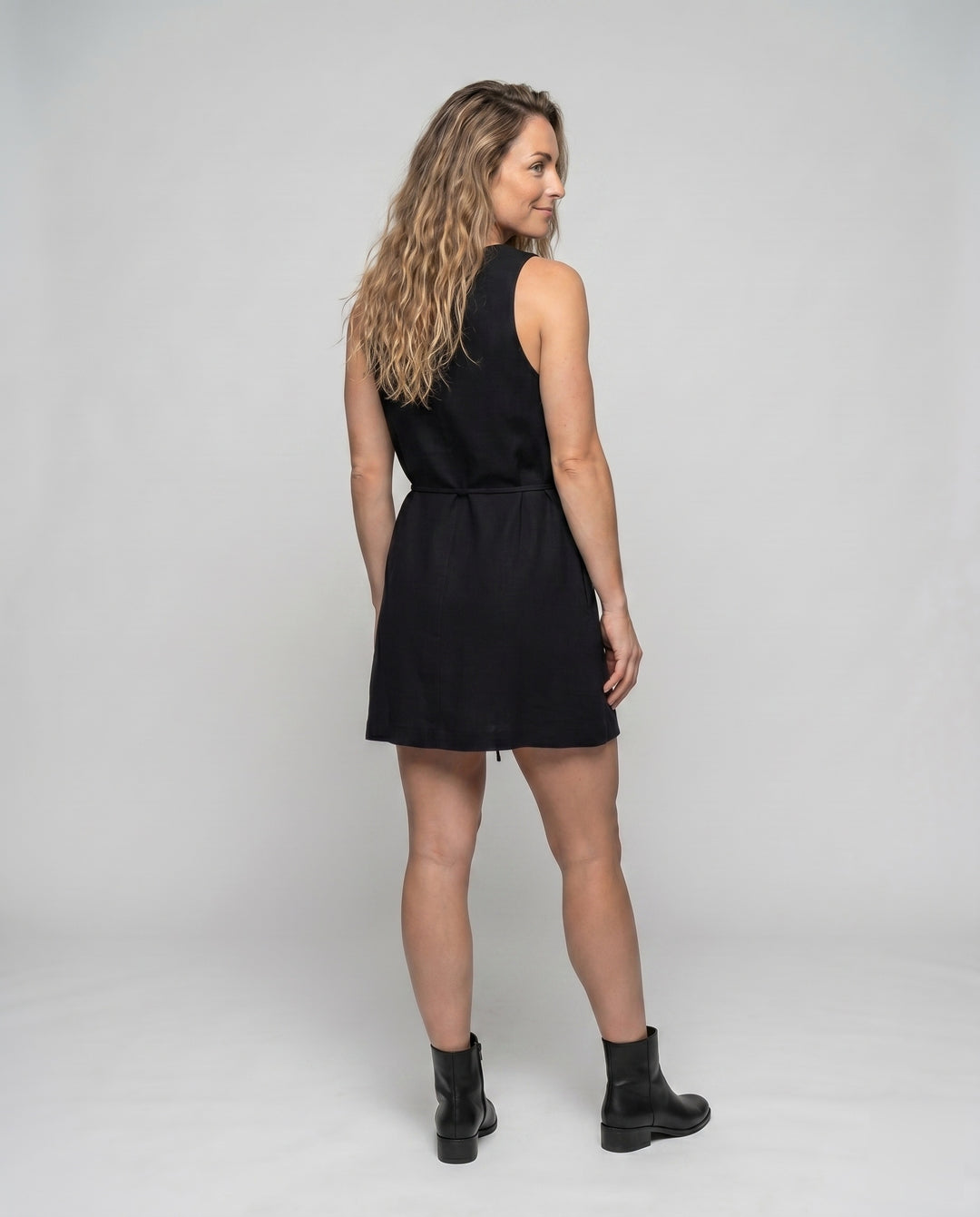 Product 15611878080842 - back_view