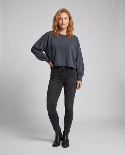 Damen lockeres Longsleeve-Shirt mit überschnittenen Schultern und lässigem Schnitt