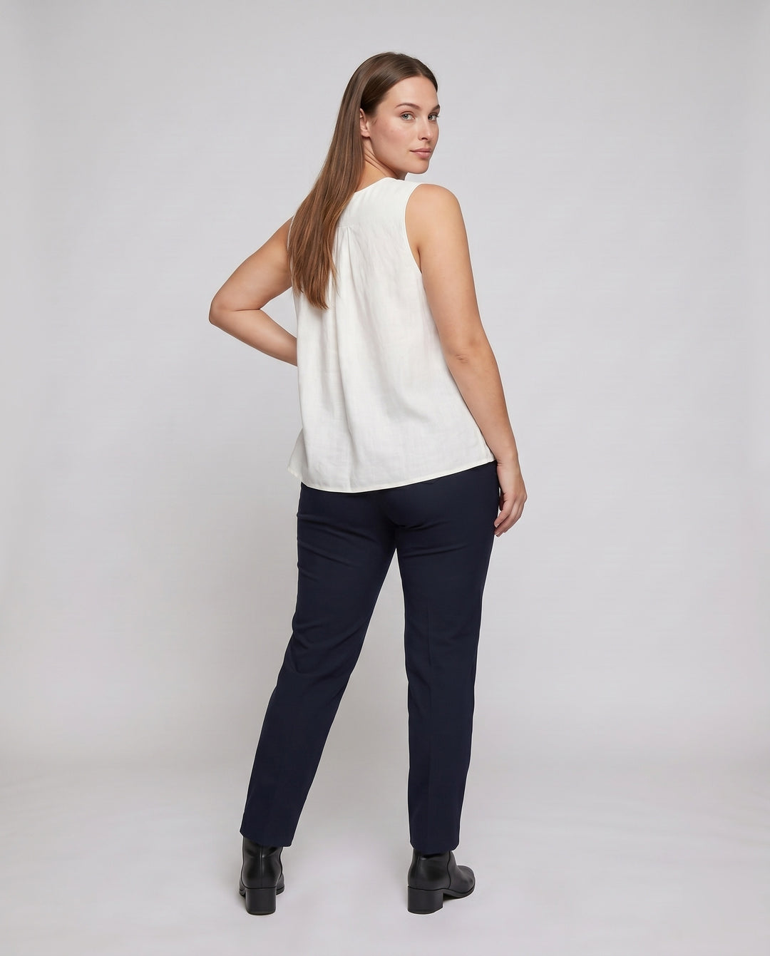 Product 15611887255882 - back_view