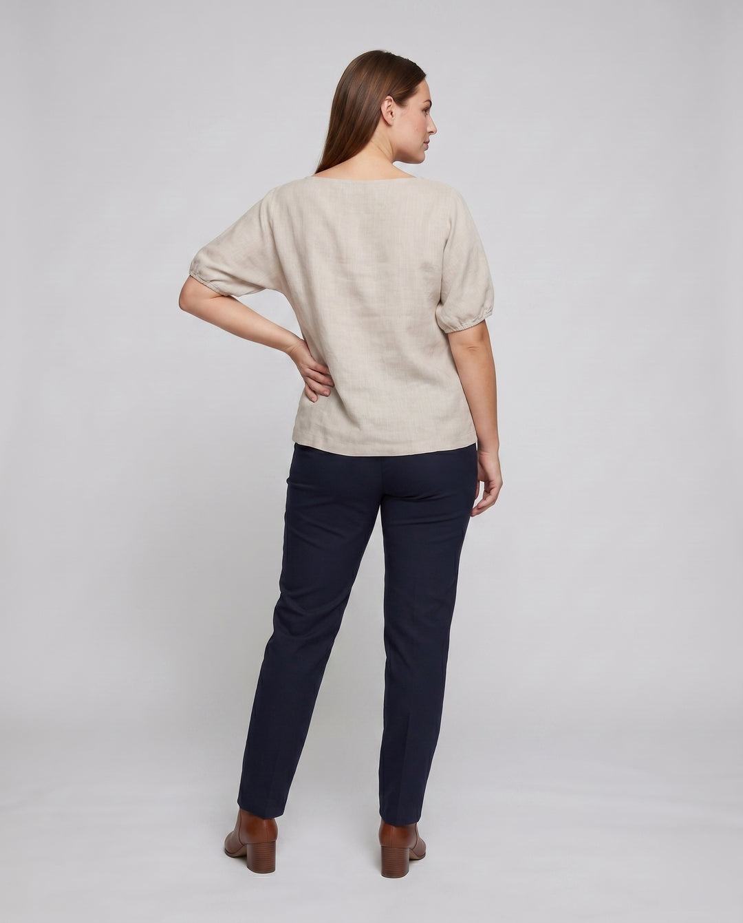 Product 15611888828746 - back_view