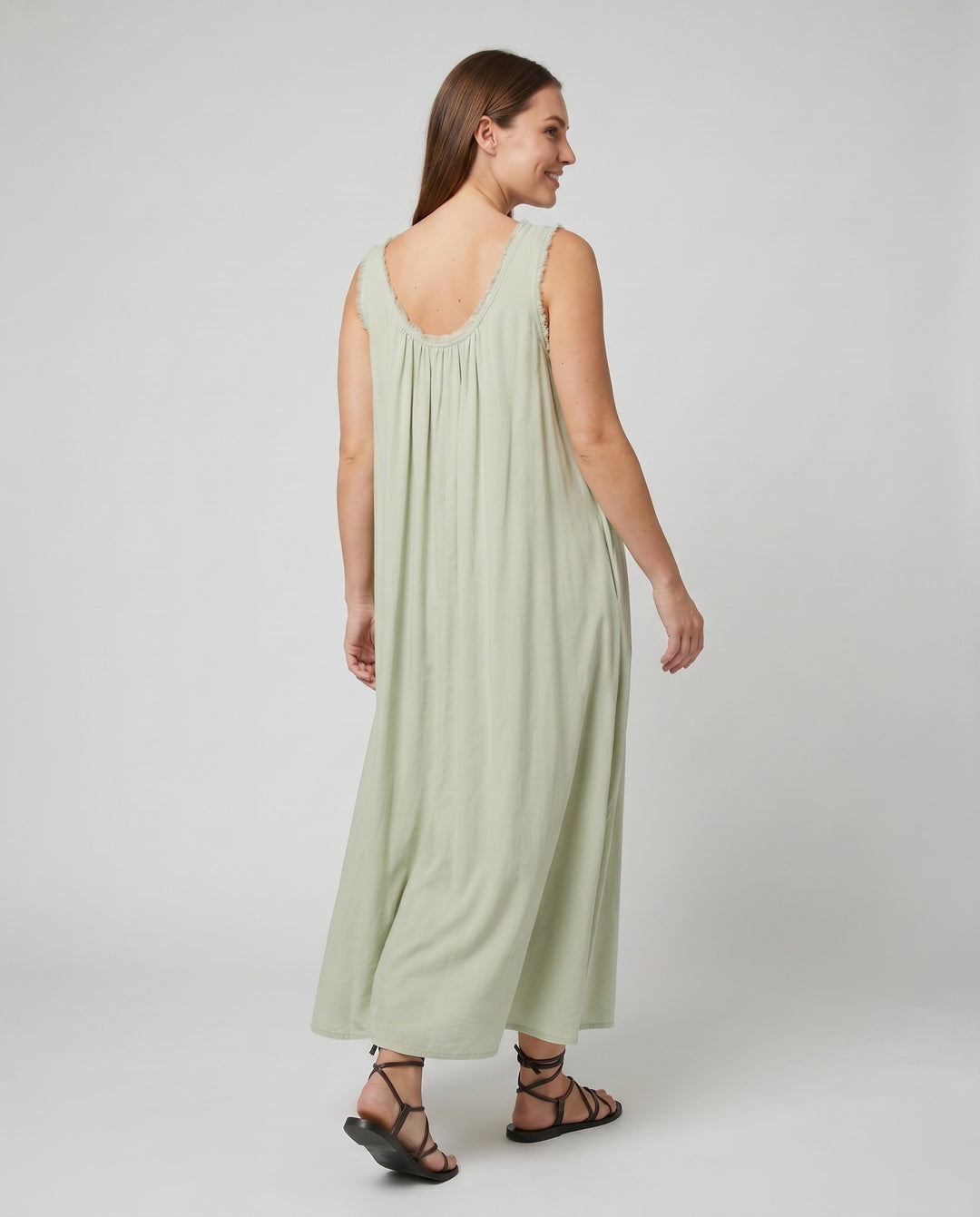 Product 15611890205002 - back_view