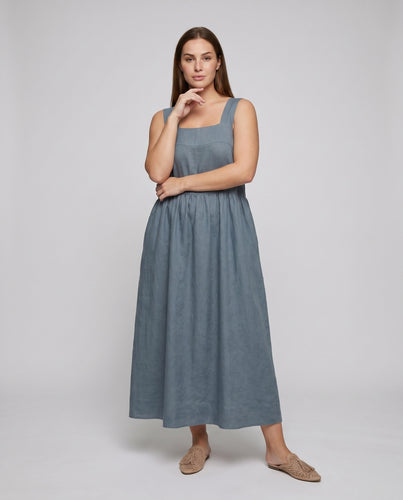 Damen luftiges Maxikleid mit feinen Spaghettiträgern und eleganter Silhouette