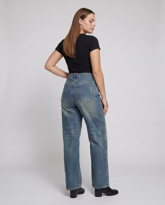 Product 15611893383498 - back_view