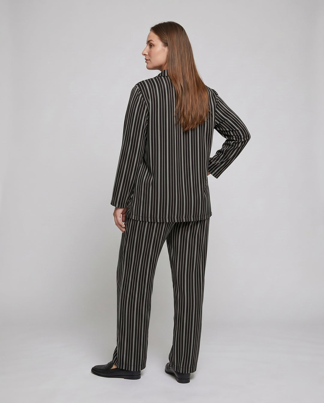 Product 15611894858058 - back_view
