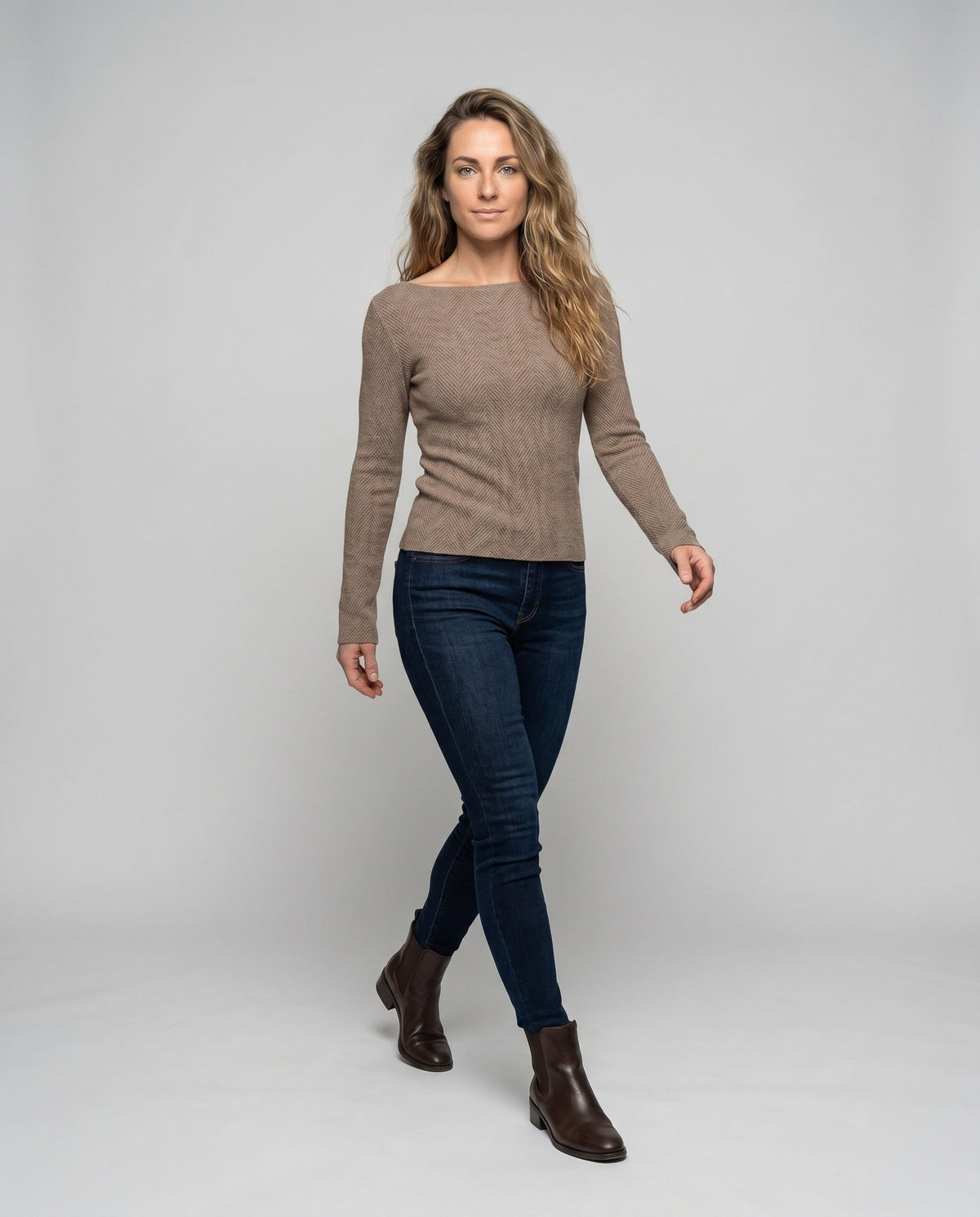 Product 15611895480650 - full_body_front