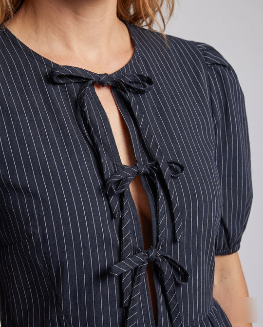 Product 15613772333386 - close_up_detail