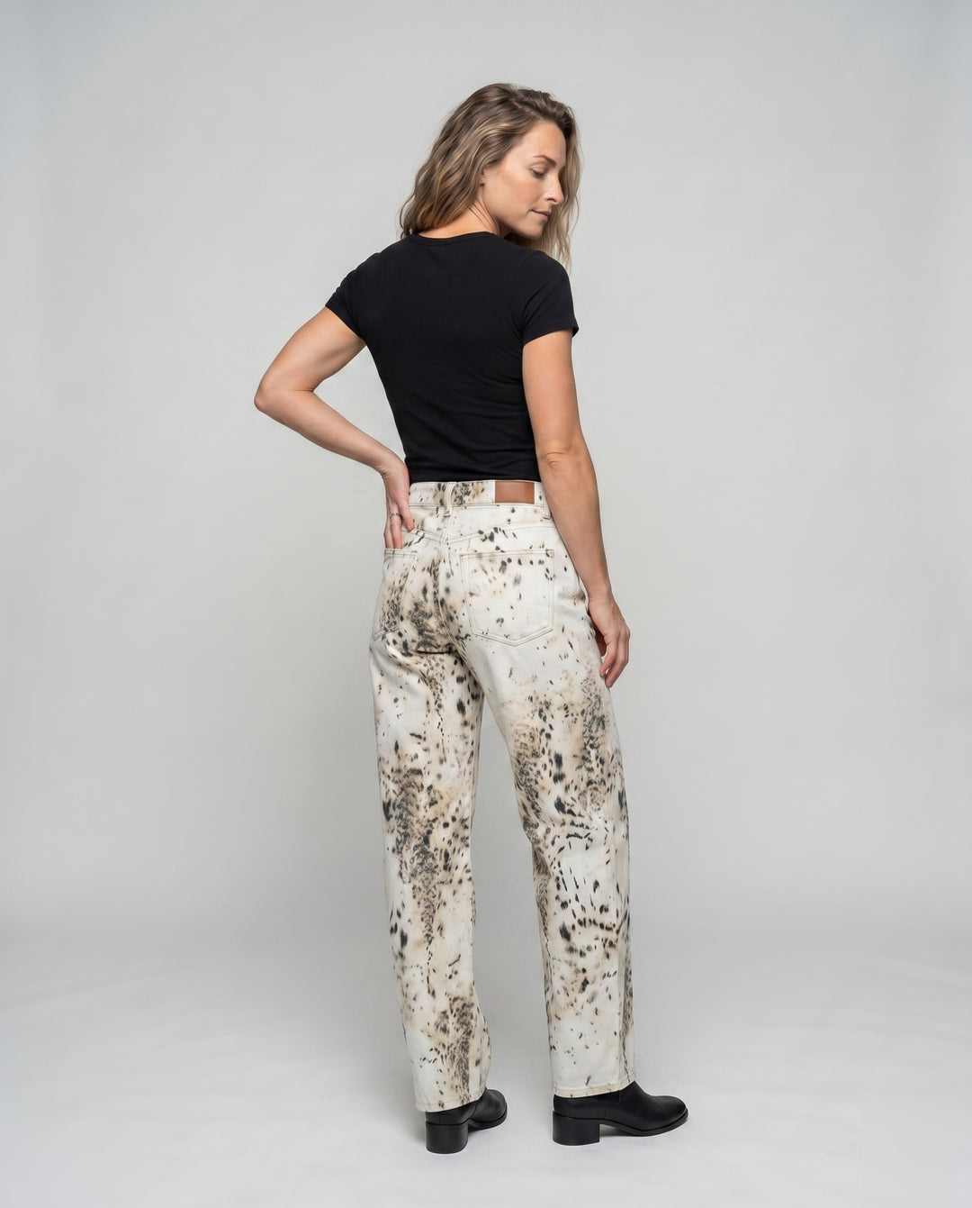 Product 15613775937866 - back_view