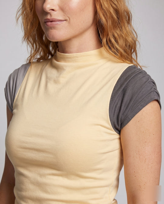 Product 15613791764810 - close_up_detail