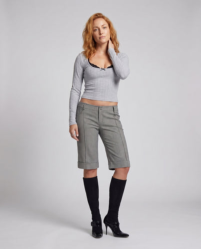 Damen Kurzbeinhose mit kariertem Muster und modischer Passform R&B