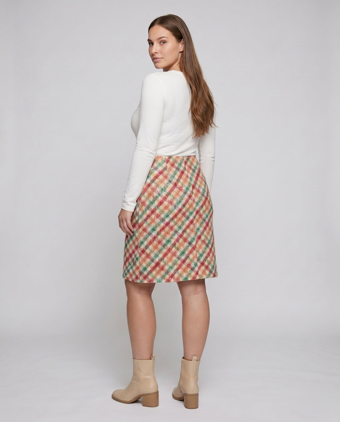 Product 15613818274122 - back_view