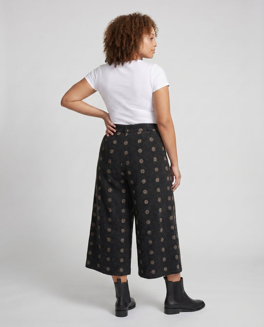 Product 15613824041290 - back_view