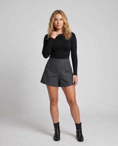 Damen Elegante und modische Shorts mit Falten R&B
