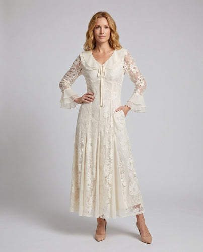Damen Elegantes Kleid mit romantischen Spitzen-Detail R&B