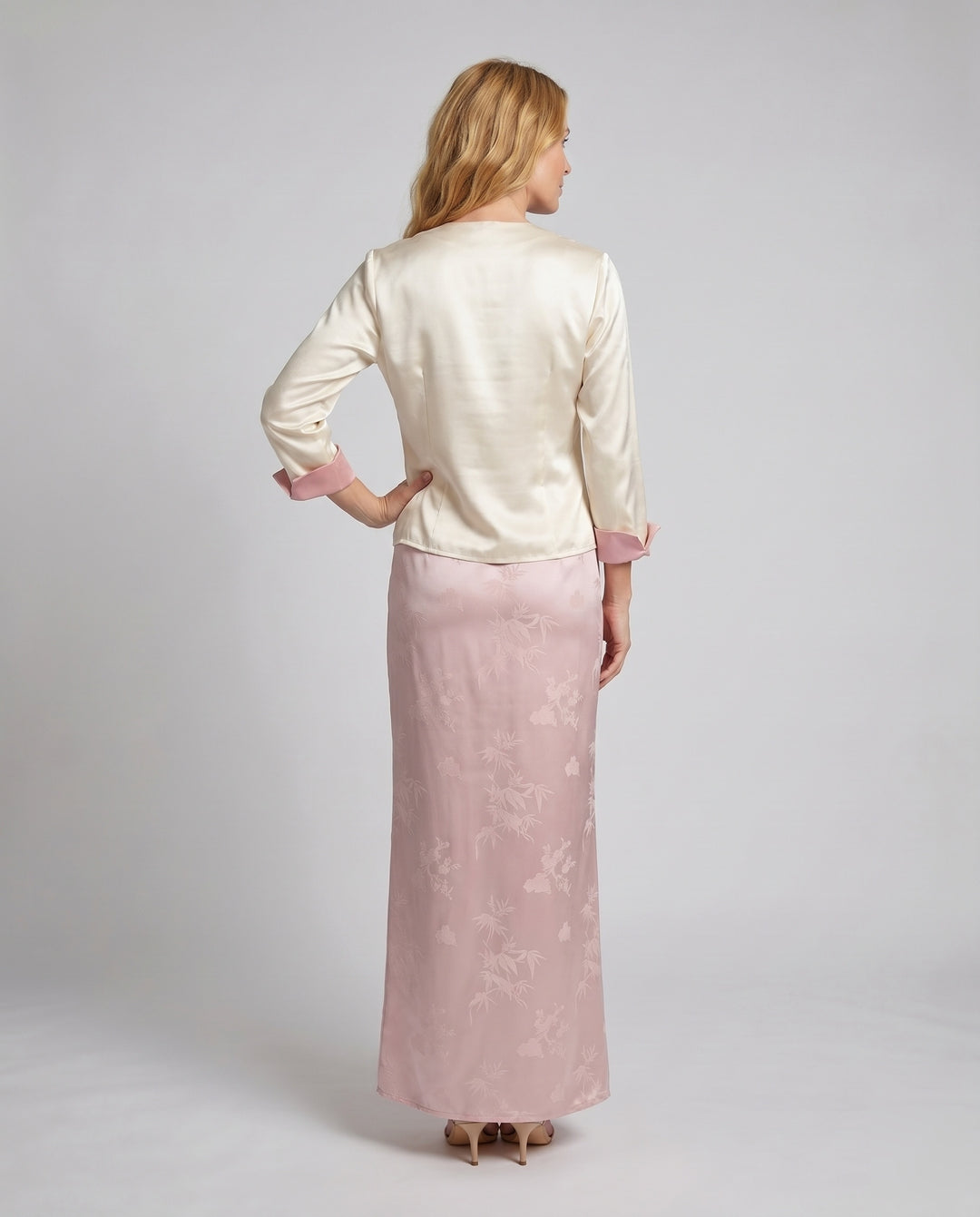 Product 15613826793802 - back_view