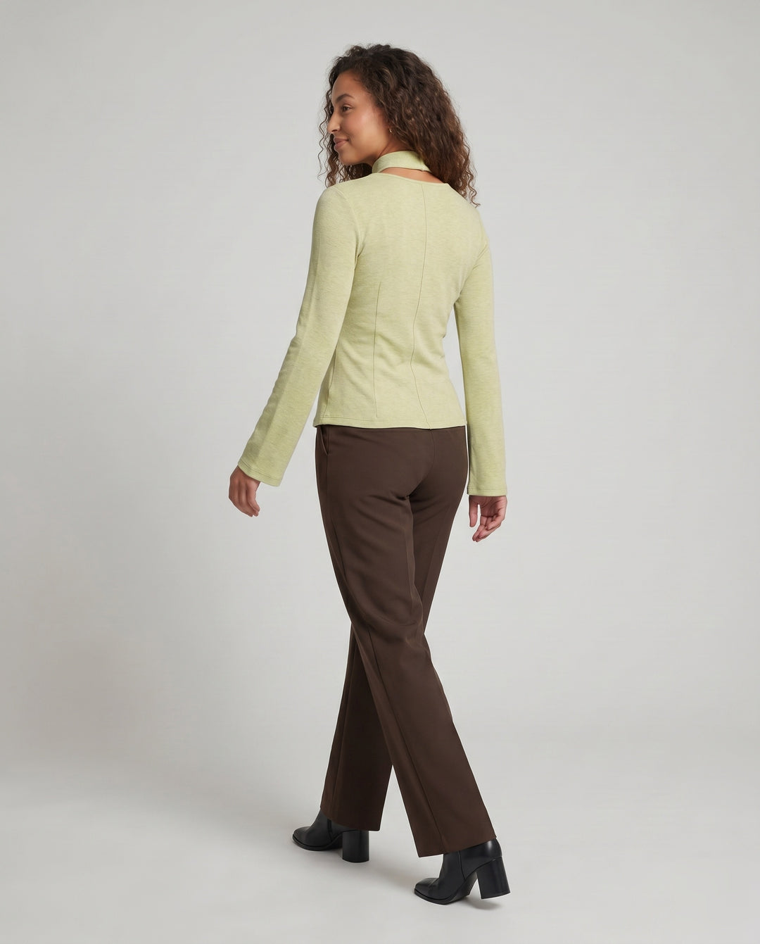 Product 15613834199370 - back_view