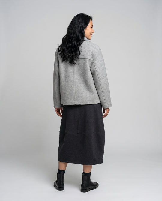 Product 15613835247946 - back_view