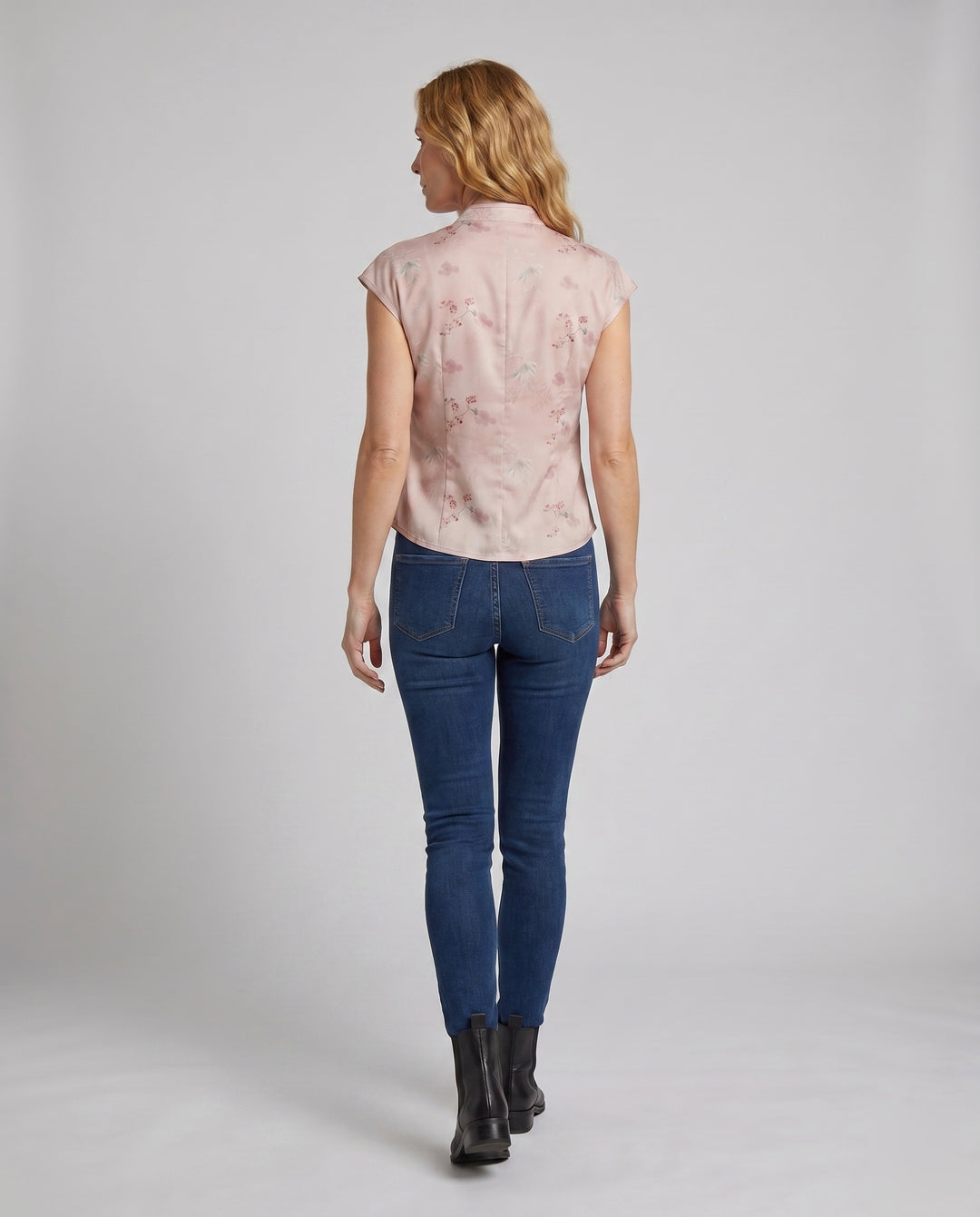 Product 15613841539402 - back_view