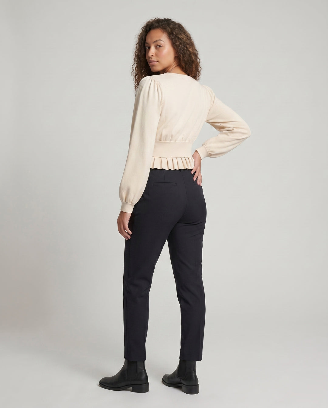 Product 15616784040266 - back_view