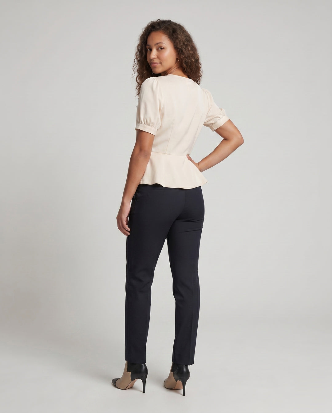 Product 15616784204106 - back_view
