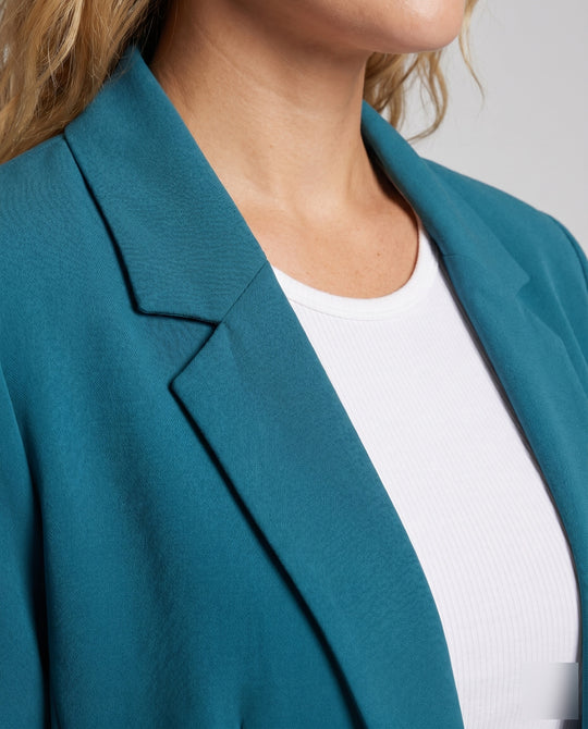 Product 15616785940810 - close_up_detail