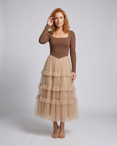 Damen Elegantes Layered Tüllkleid mit körperbetontem Oberteil und königlich vollem Rock R&B