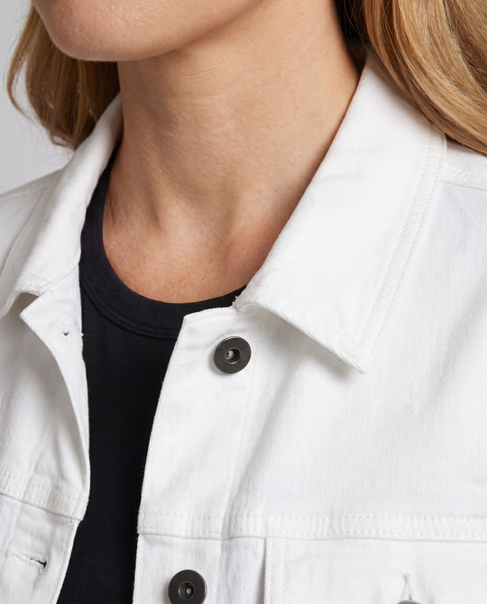 Product 15616794100042 - close_up_detail
