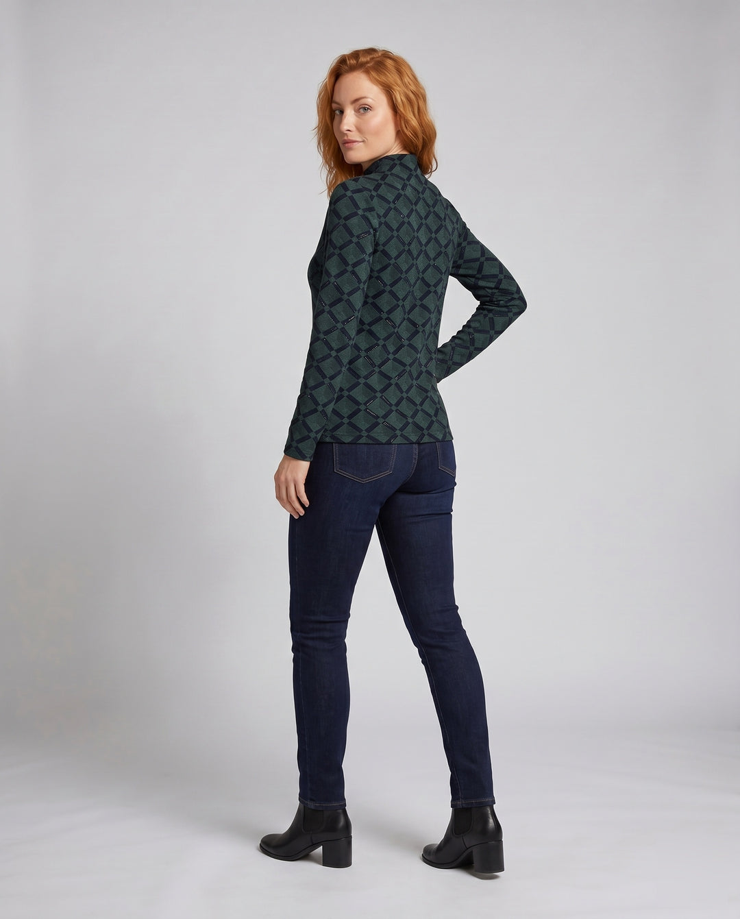 Product 15616795017546 - back_view