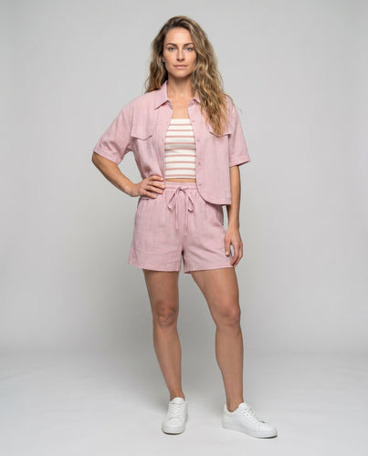Damen lässiges Kurzset mit leichtem Oberhemd und Shorts R&B