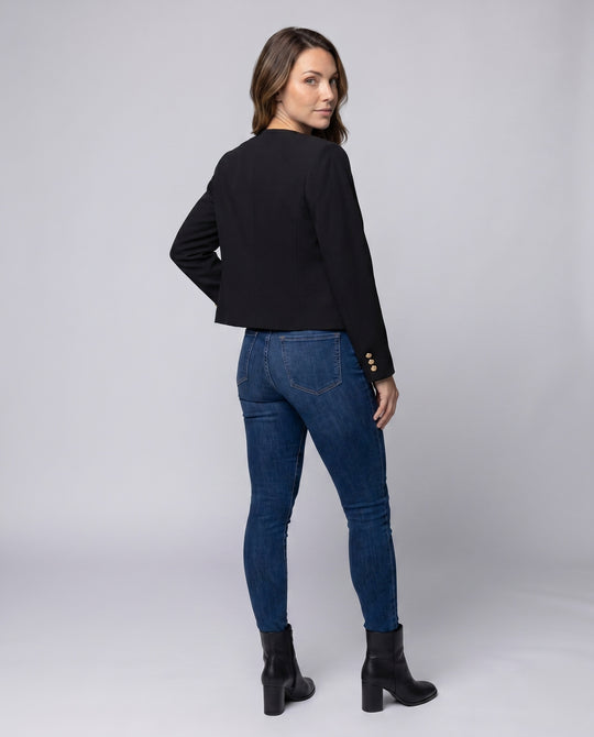 Product 15616801702218 - back_view