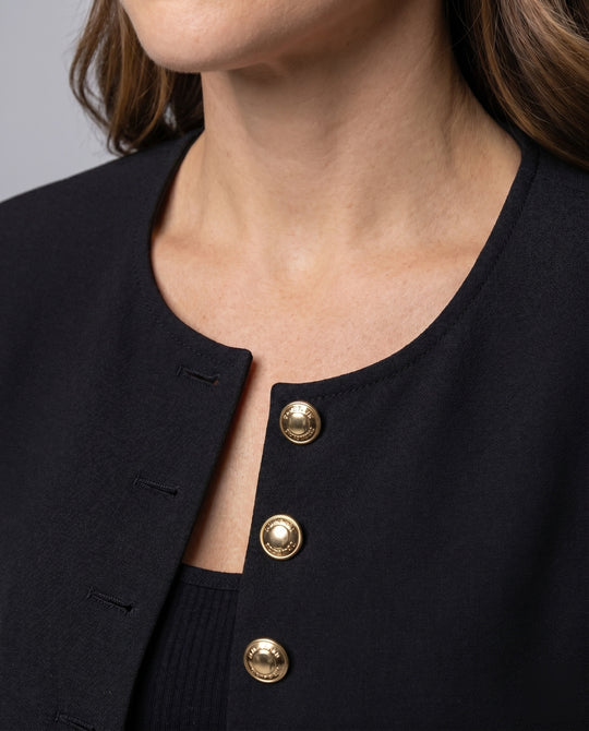 Product 15616801702218 - close_up_detail