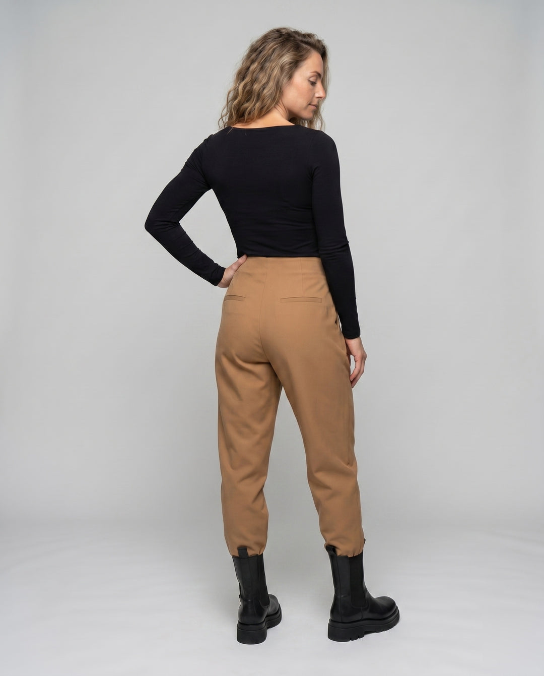 Product 15616802455882 - back_view