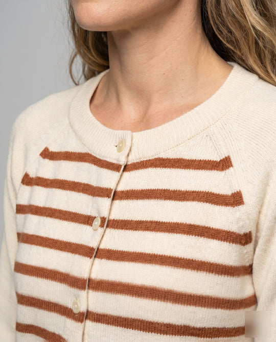 Product 15616805601610 - close_up_detail