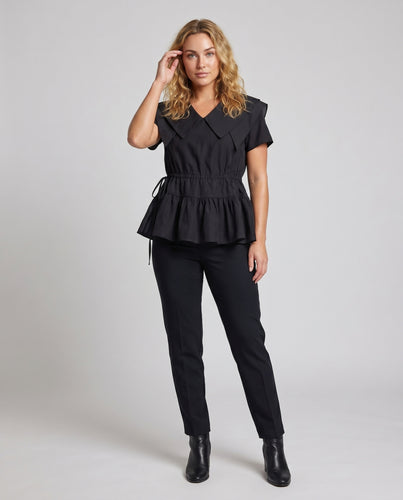Damen Verspieltes Wickelkleid mit Taschen und schwingendem Rock R&B