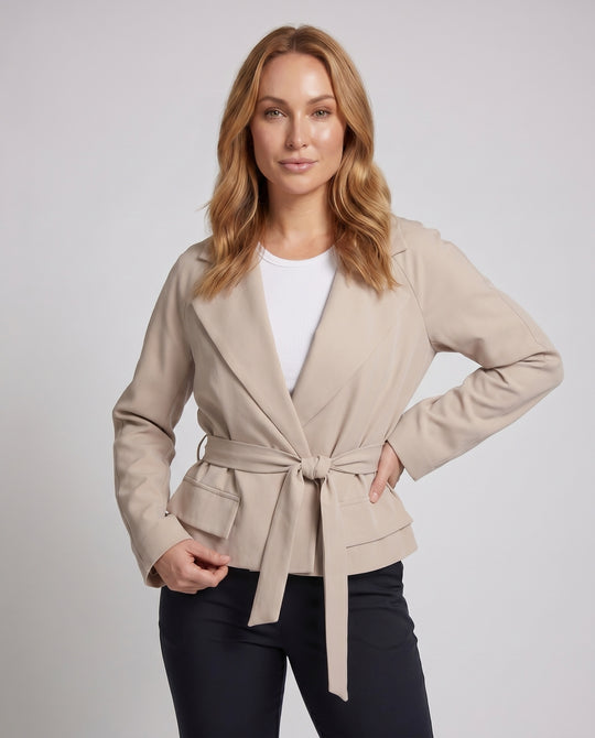 Product 15616809828682 - upper_body