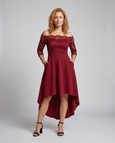 Damen Kleid mit asymmetrischem Saum und Spitze R&B