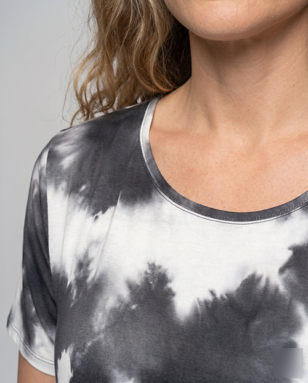 Product 15616814776650 - close_up_detail